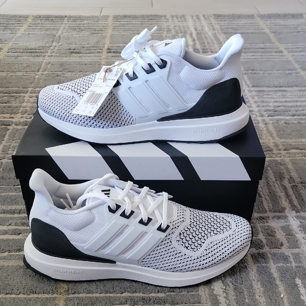 Adidas UltraDream DNA Sz: 9.5